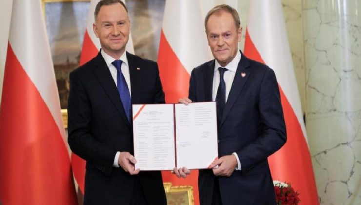 Polonya’da Donald Tusk hükümeti vazifeye başladı