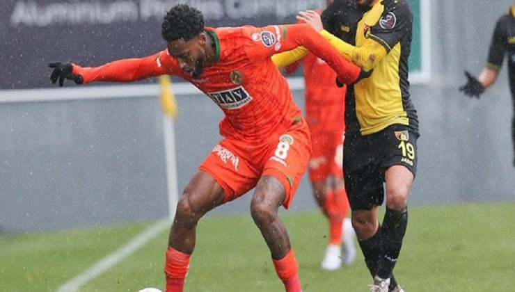 Üstün Lig’de günün birinci maçı! Maçta eşitlik var