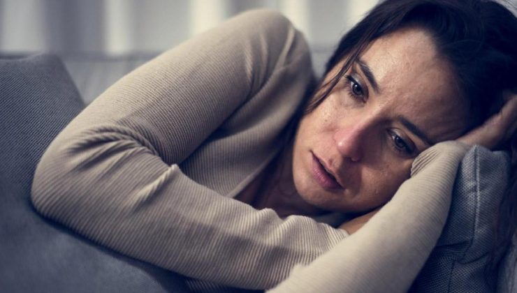 Ağır depresyon belirtileri nelerdir? Ruhsal buhran belirtileri ve ağır depresyon nasıl geçer?