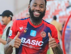 Nefes kesen yarış! N’Koudou Ronaldo’nun ensesinde