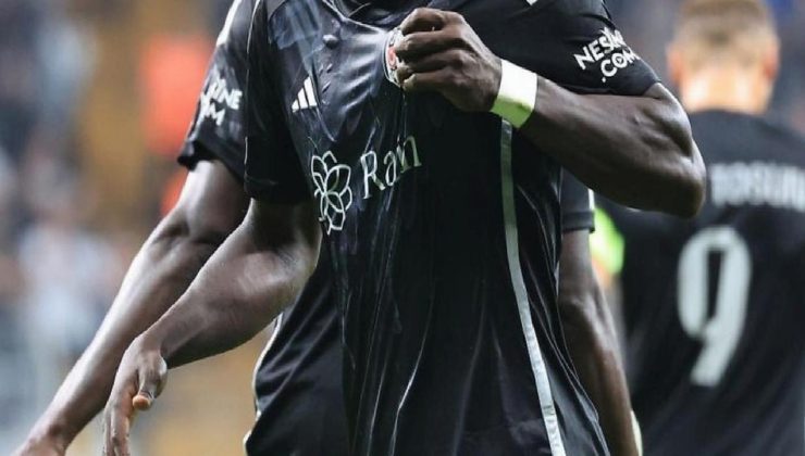 Aboubakar ipleri kopardı! Gitmek istiyor
