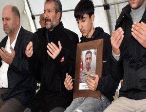 Bir yıl evvel gaziydi: Tedavisi biter bitmez vazifeye koşup şehit oldu!