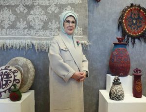 Emine Erdoğan Macaristan’da ziyaretlerde bulundu