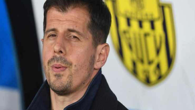 Emre Belözoğlu: Liderin mahpusta olduğun bilerek…