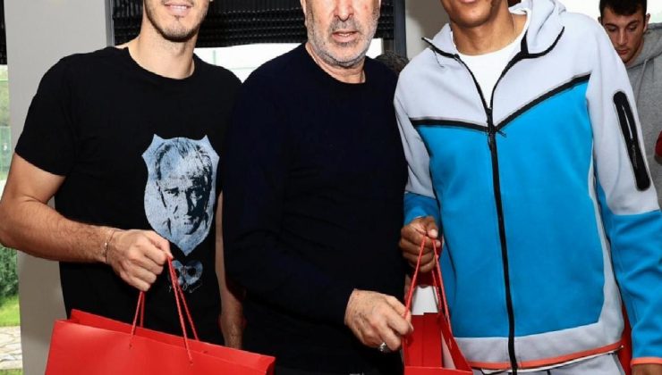 Feyyaz Uçar ve Samet Aybaba, Beşiktaşlı futbolcuların yeni yılını kutladı