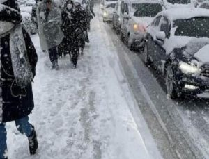 İstanbul’a lapa lapa kar geliyor! Canlı yayında tarih verildi
