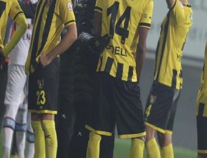 İstanbulspor, Harika Lig’in birinci kısmında yalnızca 2 galibiyet aldı