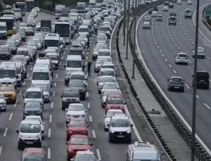 Kasımda 182 bin 301 taşıtın trafiğe kaydı yapıldı