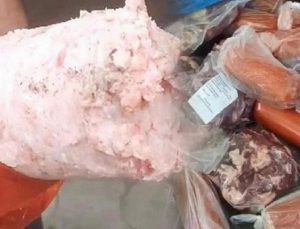 Kurban eti yerine sosis vermişler: Mahkemede yaptıkları pes dedirtti!