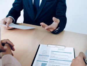 Resmi Gazete’de yayımlandı! Güç ve Olağan Kaynaklar Bakanlığı 15 uzman yardımcısı alacak
