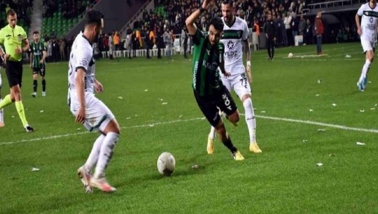 Sakaryaspor Kocaelispor’u 3 golle yıktı
